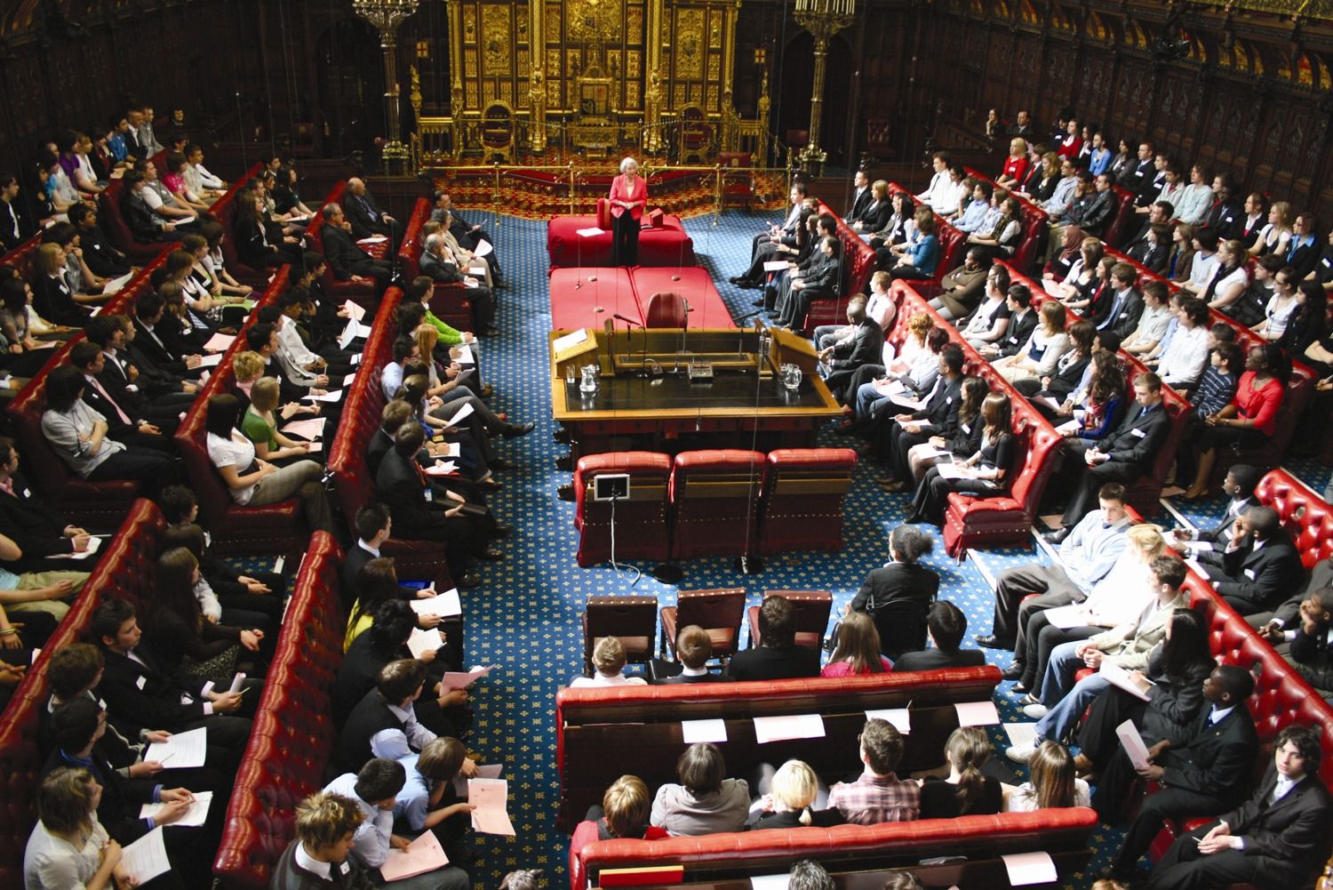 Власть в британии. Парламент Великобритании палата лордов. Палата лордов и палата общин в Великобритании. Парламент Великобритании 2023. Палата лордов британского парламента 1215.